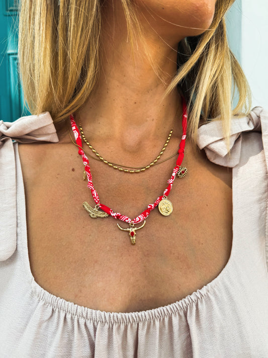 Collier Tissu rouge avec Breloques buffle etc – Summer Vibes par Milemila