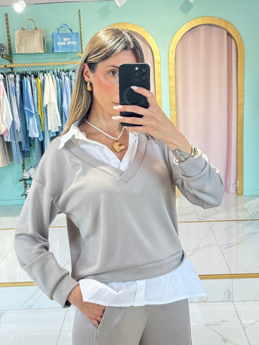 Sweat d’ensemble avec chemise intégrée – beige