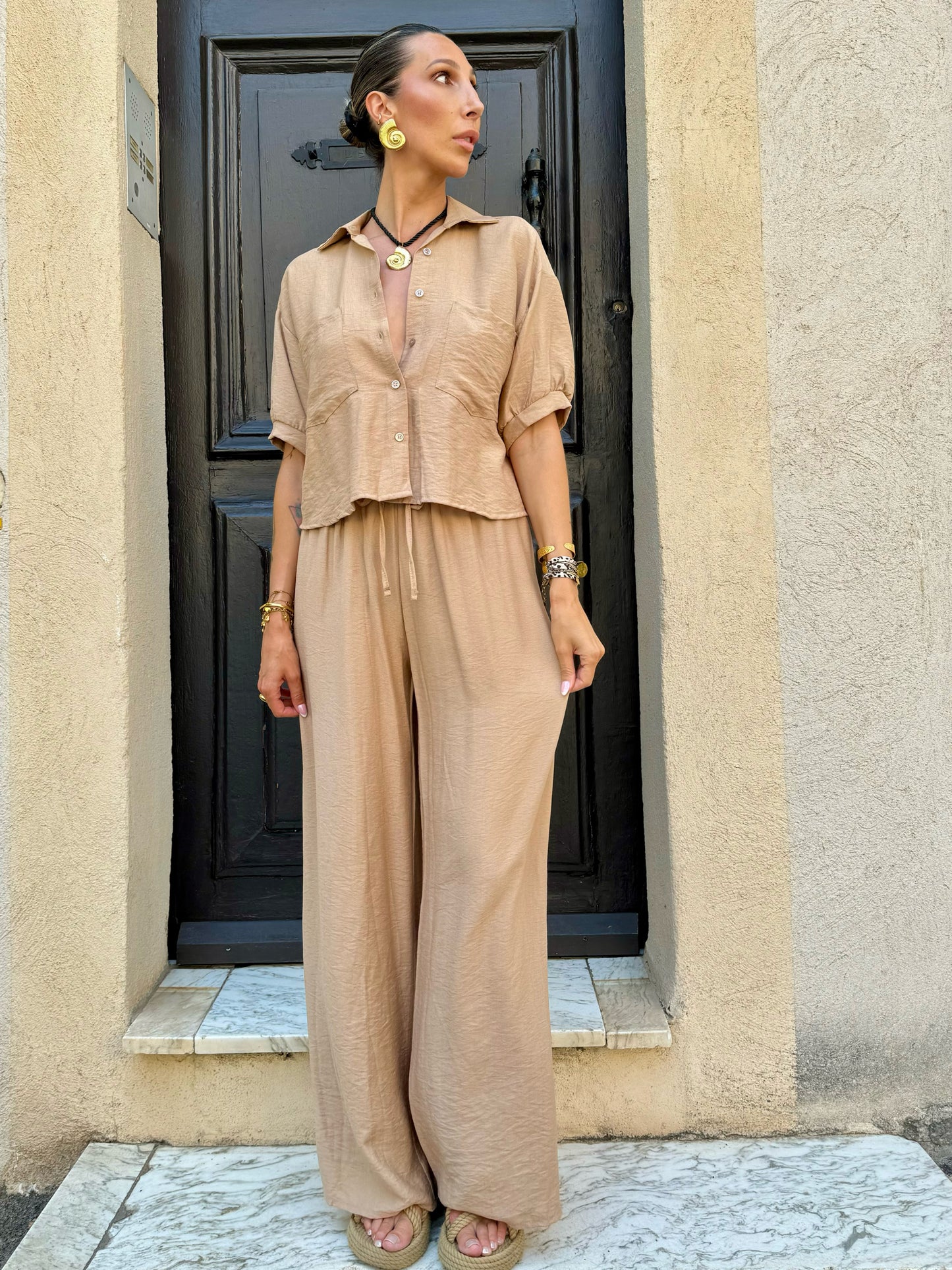 Ensemble blouse saharienne + pantalon ample beige