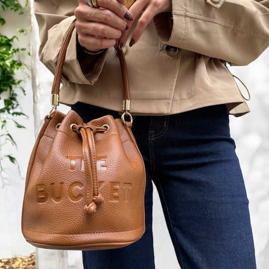 Sac_the_bucket_simili_cuir_Grainé_Camel_Porté_Gerliakoen